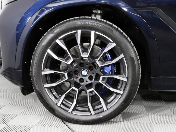 2025 BMW X6 40i III (G06) Рестайлинг, синий, 14700000 рублей - вид 20