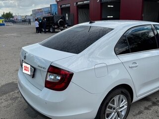 2018 Skoda Rapid I Рестайлинг, белый, 1500000 рублей, вид 4