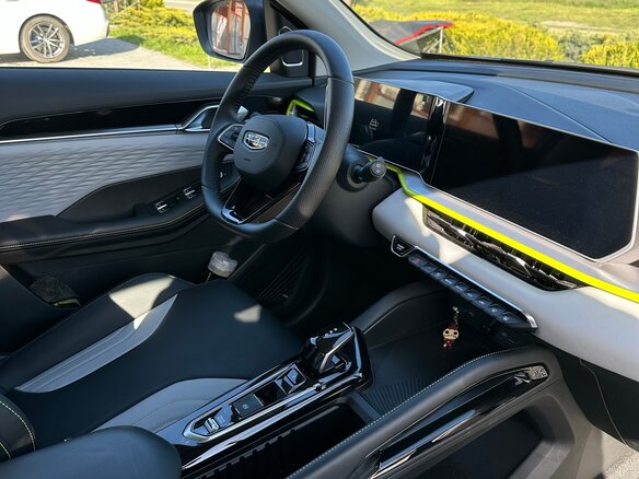 2023 Geely Coolray (Binyue Cool) I Рестайлинг, серый, 2280000 рублей - вид 7