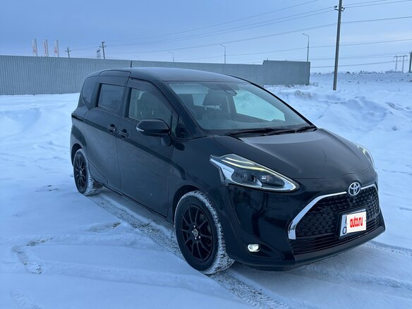 2019 Toyota Sienta II Рестайлинг, чёрный, 1500000 рублей - вид 1