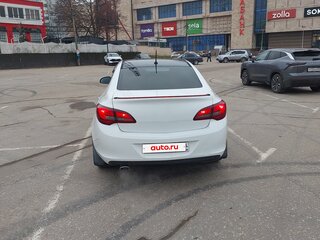 2013 Opel Astra J Рестайлинг, белый, 700000 рублей, вид 3