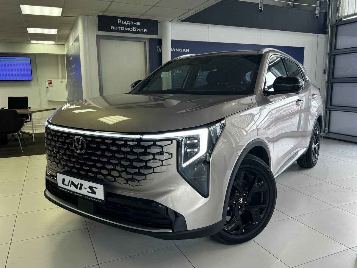 Открыть фотографии: Changan UNI-S I Рестайлинг