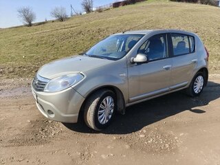 2012 Renault Sandero I, бежевый, 500000 рублей, вид 1