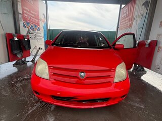 2002 Toyota Ist I, красный, 398000 рублей, вид 2