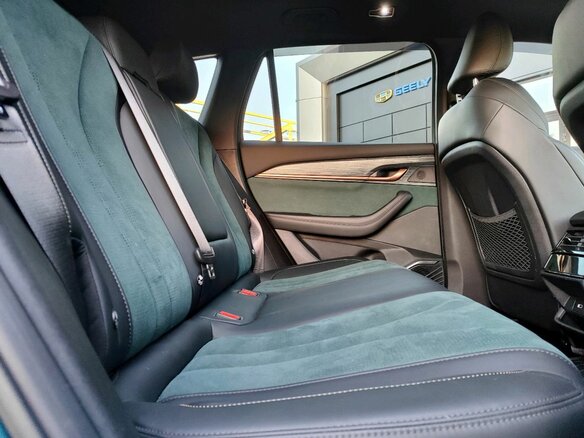 2024 Geely Monjaro I, зелёный, 2929000 рублей - вид 12