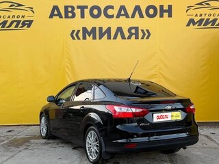 2013 Ford Focus III, чёрный, 699000 рублей, вид 3