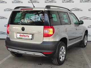 2014 Skoda Yeti I, серый, 999000 рублей, вид 4