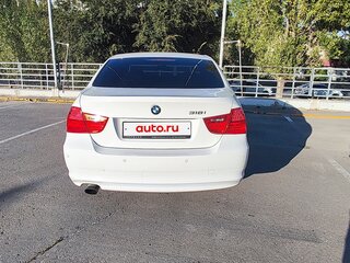 2011 BMW 3 серии 318i V (E90/E91/E92/E93) Рестайлинг, белый, 970000 рублей, вид 4