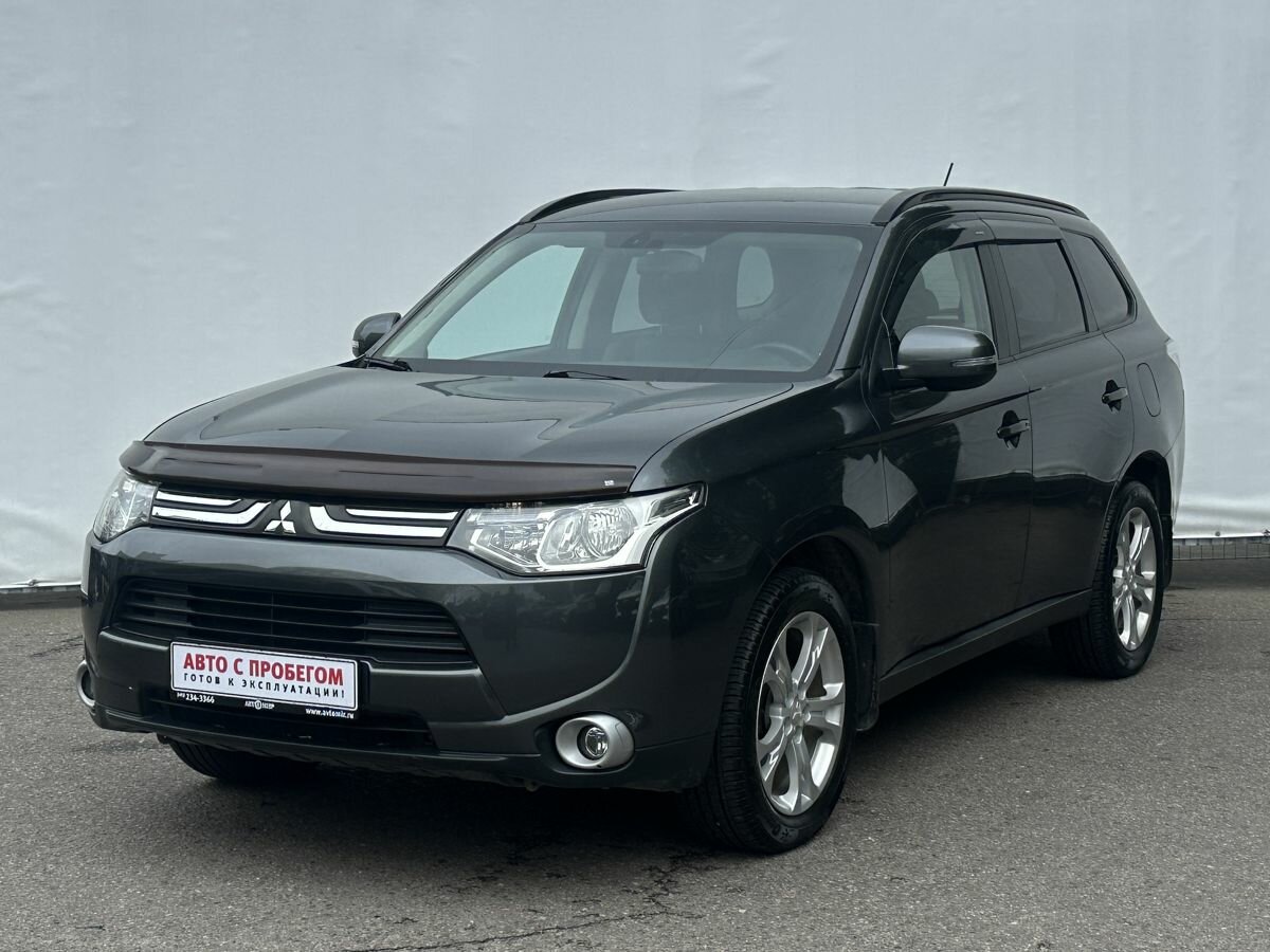 Открыть фотографии: Mitsubishi Outlander III