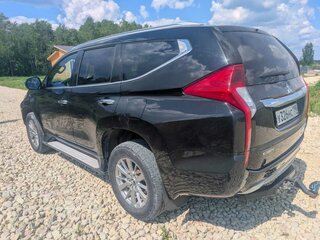 2016 Mitsubishi Pajero Sport III, чёрный, 2550000 рублей, вид 4