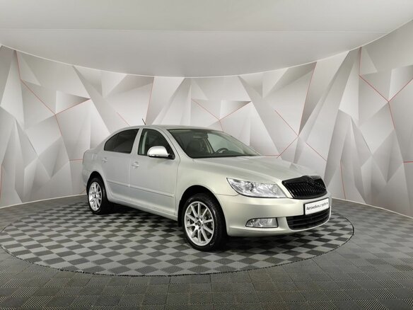 2011 Skoda Octavia II (A5) Рестайлинг, жёлтый - вид 2