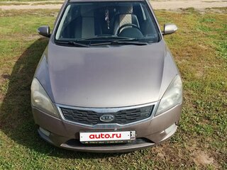 2011 Kia Ceed I Рестайлинг, бежевый, 900000 рублей, вид 1