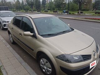 2007 Renault Megane II Рестайлинг, бежевый, 350000 рублей, вид 2