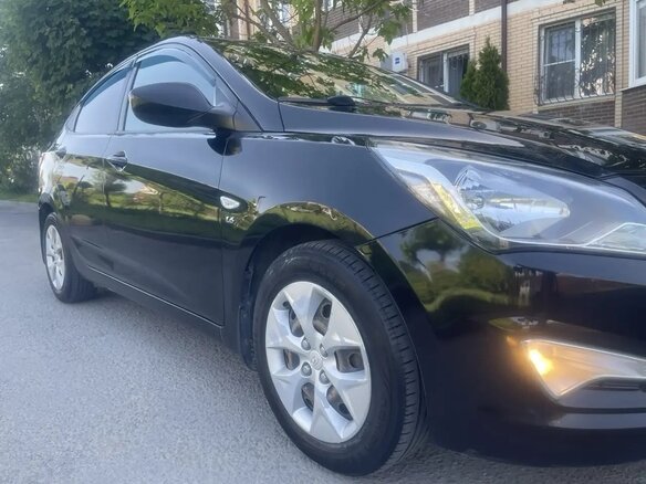 2016 Hyundai Solaris I Рестайлинг, чёрный, 1000050 рублей - вид 17