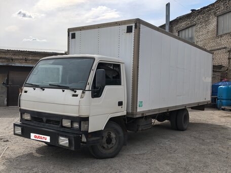 1998 Hyundai H350, белый, 495000 рублей, вид 3