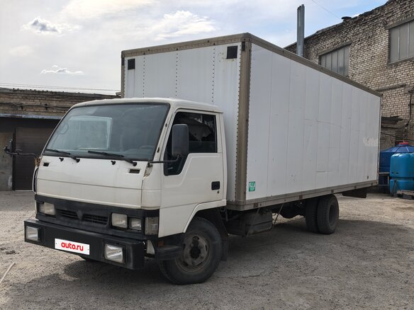 1998 Hyundai H350, белый, 495000 рублей - вид 2