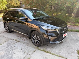2020 Kia Sorento III Prime Рестайлинг, чёрный, 3500000 рублей, вид 1