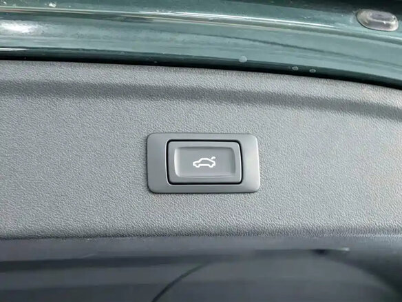 2023 Audi A3 35 TFSI IV (8Y), зелёный - вид 17