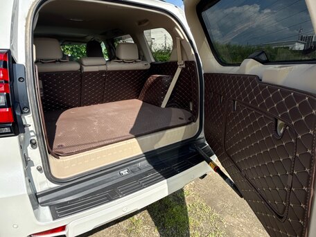 2022 Toyota Land Cruiser Prado 150 Series Рестайлинг 3, белый, 6500000 рублей, вид 5