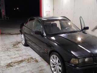 1991 BMW 3 серии M50 320i III (E36), чёрный, 300000 рублей, вид 2
