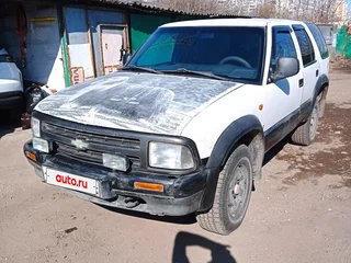 1997 Chevrolet Blazer II, белый, 350000 рублей, вид 1