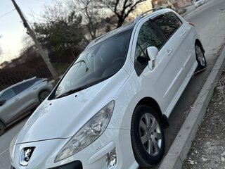 2010 Peugeot 308 I, белый, 600000 рублей, вид 2
