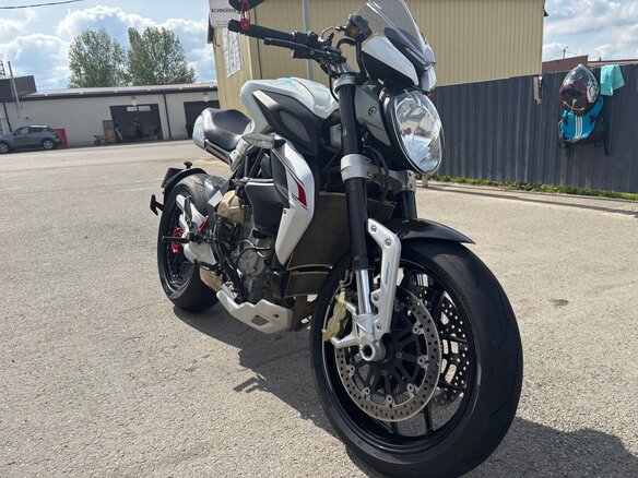 2014 MV Agusta Dragster 800, белый, 790000 рублей - вид 14