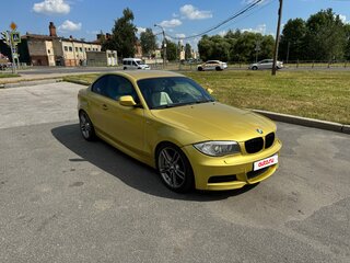 2010 BMW 1 серии 135i I (E82/E88) Рестайлинг 2, золотистый, 1350000 рублей, вид 4
