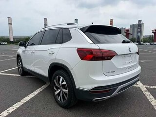 2022 Volkswagen Tayron I, белый, 2450000 рублей, вид 4