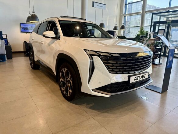 2026 Geely Atlas II, белый, 3909990 рублей - вид 12