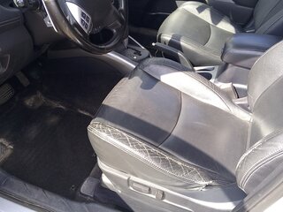 2011 Mitsubishi Outlander II Рестайлинг, серебристый, 1190000 рублей, вид 5