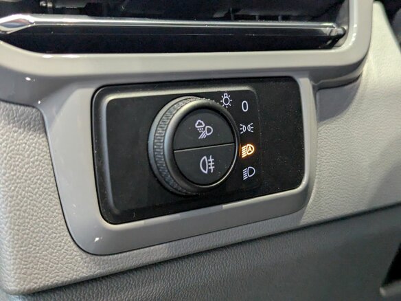 2025 Volkswagen Caravelle T7, чёрный, 10490000 рублей - вид 10