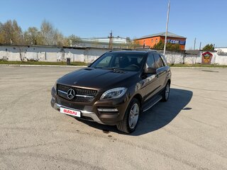 2014 Mercedes-Benz M-Класс 400 III (W166), коричневый, 3250000 рублей, вид 2