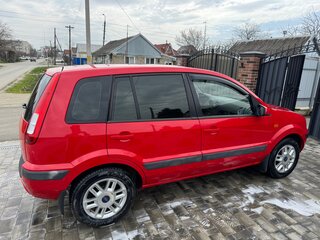 2008 Ford Fusion I Рестайлинг, красный, 500000 рублей, вид 2