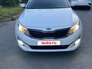 2014 Kia Optima III Рестайлинг, белый, 1400000 рублей, вид 1