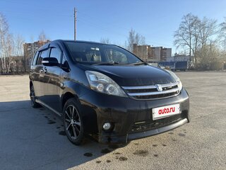 2013 Toyota ISis I Рестайлинг, чёрный, 1230000 рублей, вид 2