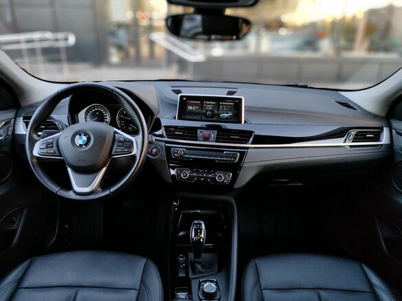 2021 BMW X2 sDrive18i I (F39), чёрный, 2489000 рублей - вид 8