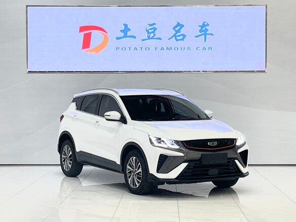 2022 Geely Binyue I Рестайлинг, белый - вид 2