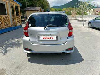 2017 Nissan Note II Рестайлинг, серебристый, 685000 рублей, вид 4