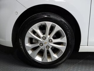 2022 Chevrolet Spark IV Рестайлинг, белый, 950000 рублей, вид 5