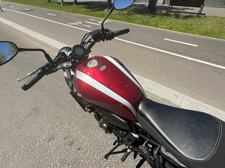 2017 Yamaha XSR700, красный, 610000 рублей, вид 4