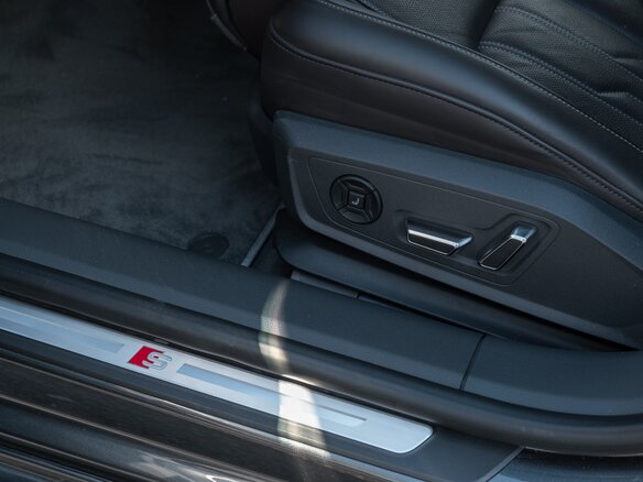 2021 Audi A7 55 TFSI II (4K), серый, 6290000 рублей - вид 15