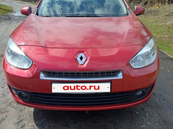2011 Renault Fluence I, красный, 550000 рублей - вид 1