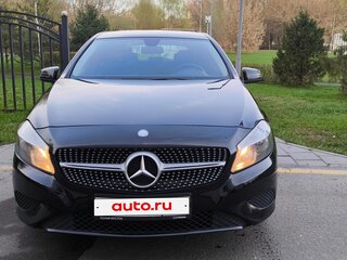 2014 Mercedes-Benz A-Класс 180 III (W176), чёрный, 1200000 рублей, вид 2