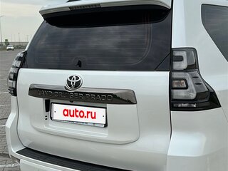 2020 Toyota Land Cruiser Prado 150 Series Рестайлинг 3, белый, 6000000 рублей, вид 3