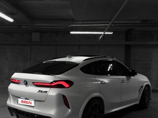 2020 BMW X6 M Competition III (F96), белый, 10000000 рублей, вид 4