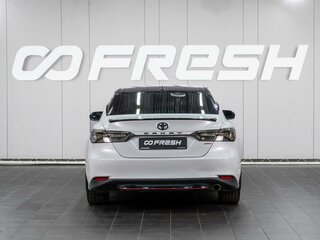 2020 Toyota Camry VIII (XV70), белый, 2299000 рублей, вид 4