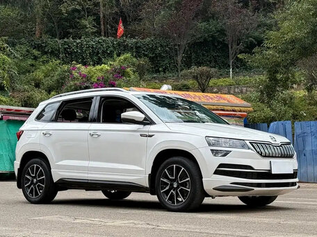 2022 Skoda Karoq I, белый, 1480000 рублей, вид 5