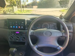 2001 Toyota Corolla Fielder IX (E120, E130), белый, 360000 рублей, вид 4