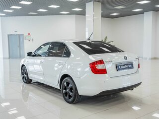 2015 Skoda Rapid I, белый, 612000 рублей, вид 4